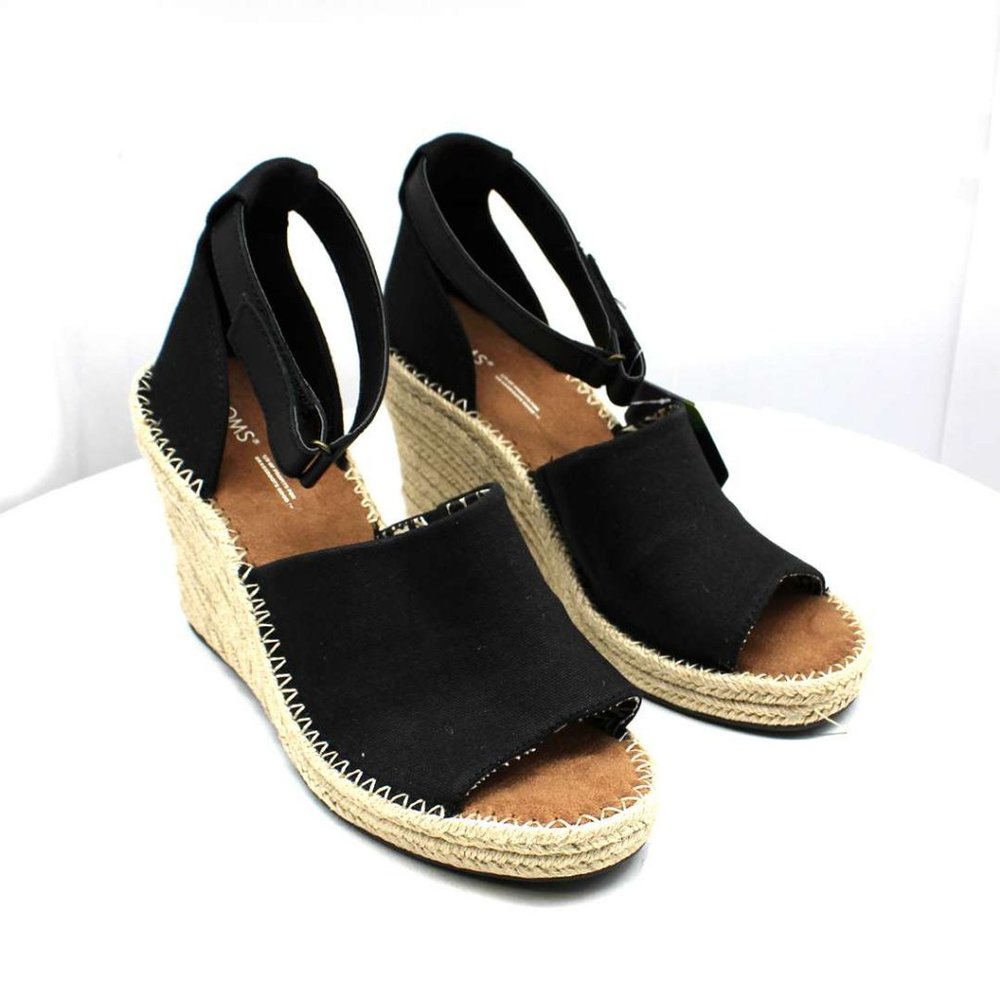 Women s TOMS Marisol Wedge Ankle Strap Sandal(size 11)